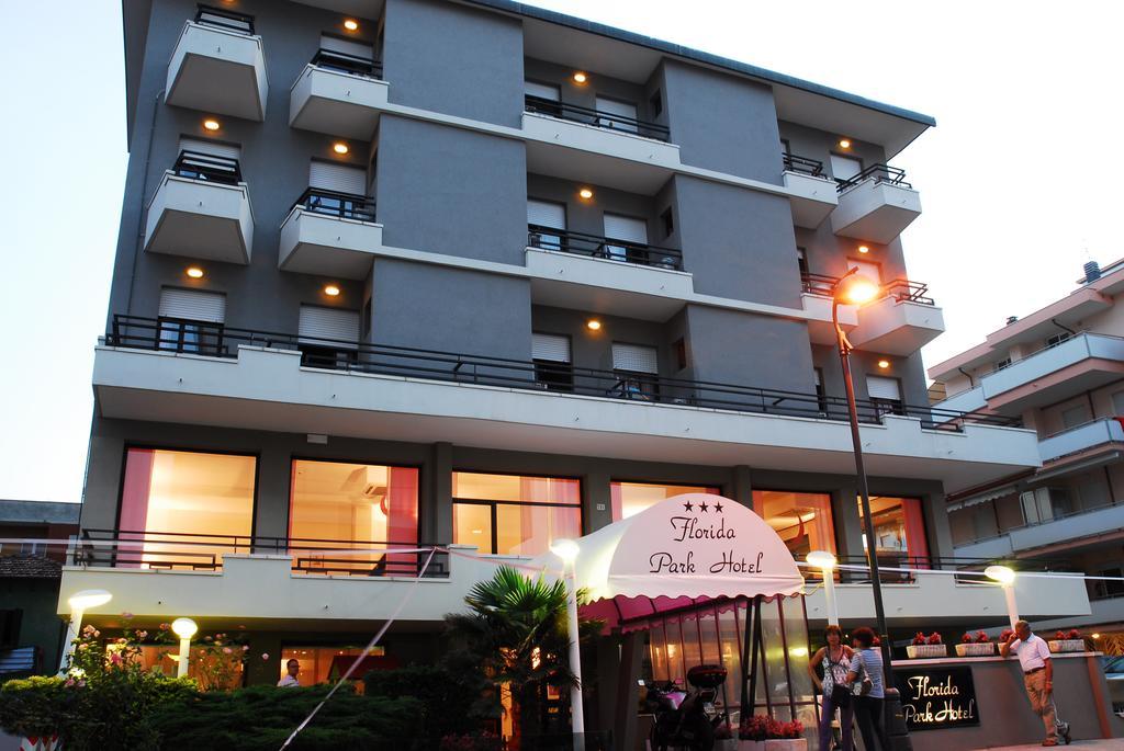 Florida Park Hotel Bellaria-Igea Marina Buitenkant foto